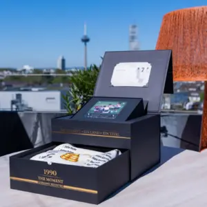 Premium Collector’s Box „The Moment 1990“
